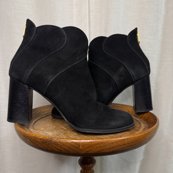 Adrienne Vittadini Abby Black Suede Ankle Boot Size 9.5 - Picture 4 of 6